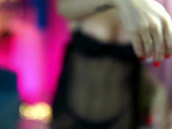 TheAyana webcam model stream image