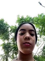 NAUGHTY_LITTLE_18 webcam model stream image