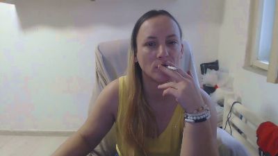 queensinner webcam model stream image