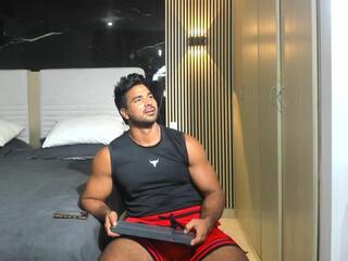 Sebasstian Toro webcam flirt4free model stream image
