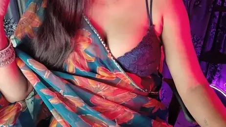 SexyAndHottie webcam model stream image