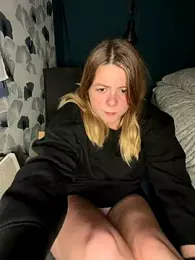 Nina_blain webcam model stream image