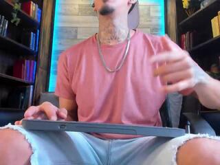 Donovan Desmond webcam model stream image