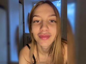 Malvinka2229 webcam model stream image