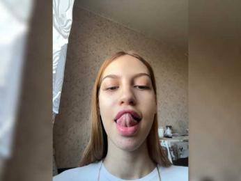 Malvinka2229 webcam model stream image