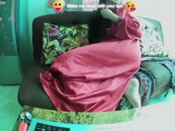 wildstrawberry30 webcam model stream image