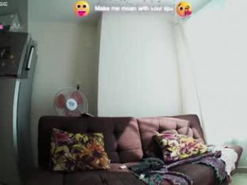 wildstrawberry30 webcam model stream image