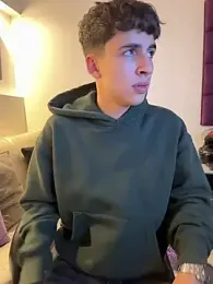 AdrianRinaldi webcam model stream image