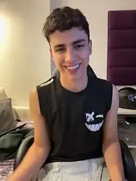 AdrianRinaldi webcam model stream image