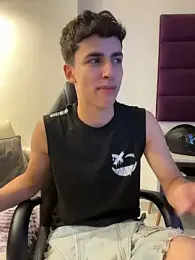 AdrianRinaldi webcam model stream image