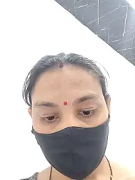 Saishaa webcam stripchat model stream image