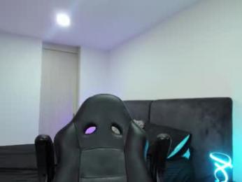 krops_ webcam model stream image