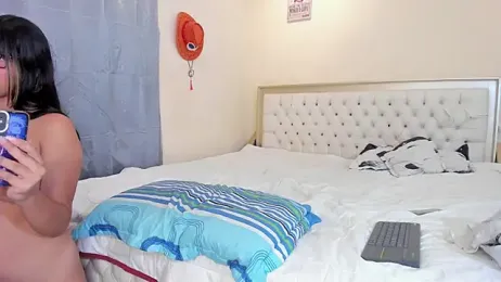 dafnezahiraa_ webcam model stream image