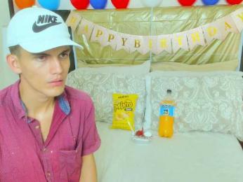 BlakeAndAllisa webcam model stream image