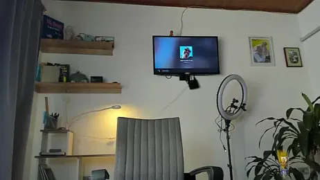 manucute_23_ webcam model stream image