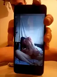 jizzyglizzy92 webcam model stream image