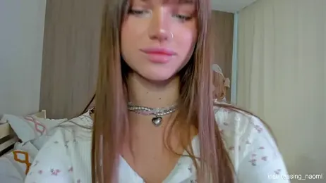 aesthetics__tease webcam stripchat model stream image