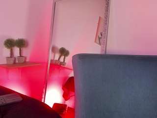 emycross webcam model stream image