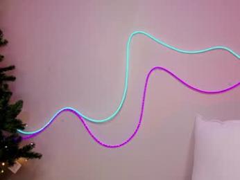 oliviaowens webcam model stream image