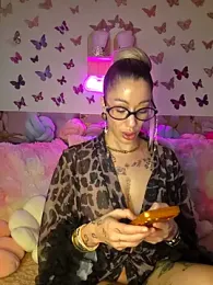 CHACHOULAND webcam model stream image