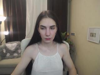 Nika Stark webcam model stream image