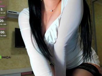 _Pretty_ webcam model stream image