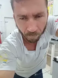 RobertoLuiz84 webcam stripchat model stream image