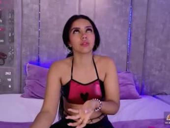 larabrook webcam model stream image