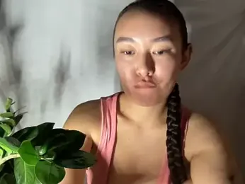 Luremia webcam model stream image