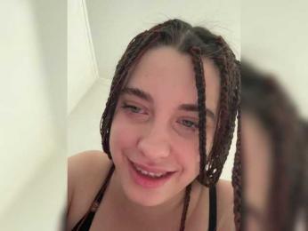 FunnyBanny0312 webcam model stream image