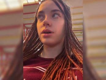 FunnyBanny0312 webcam model stream image