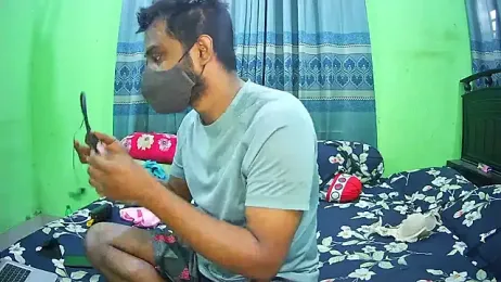 Younger_Couples webcam model stream image