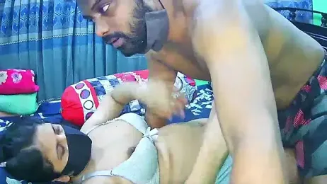 Younger_Couples webcam model stream image