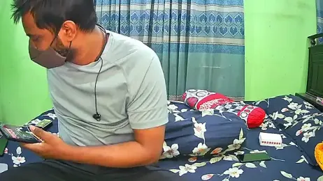 Younger_Couples webcam model stream image