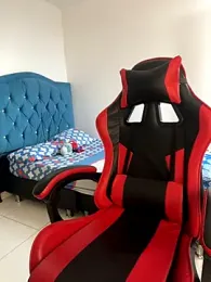 Leonarrrd_01 webcam stripchat model stream image