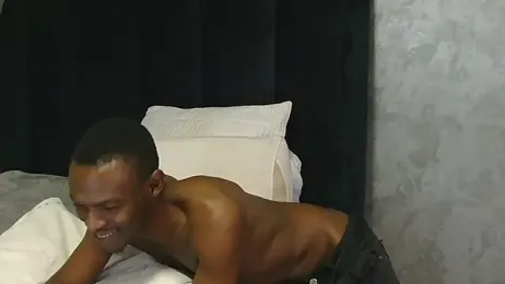 MthondoWeBanana webcam model stream image