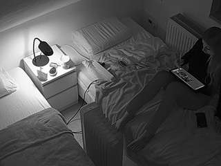 voyeurcam-julmodels-bed-7 webcam model stream image