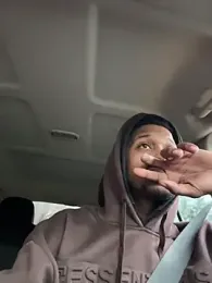 rayyymack webcam model stream image