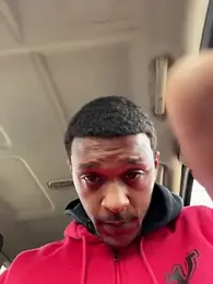 rayyymack webcam model stream image