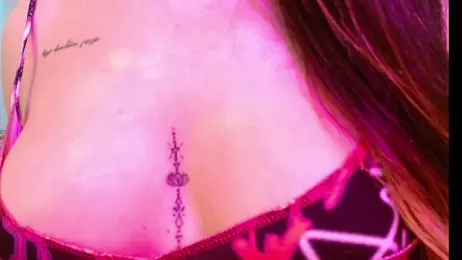 LILLITH_ON webcam model stream image