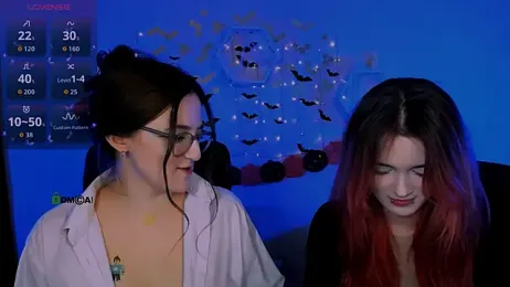 liana_kisses webcam model stream image