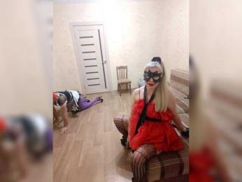 Dooomina35 webcam model stream image