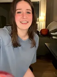 nerdynina webcam model stream image