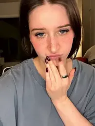 nerdynina webcam model stream image