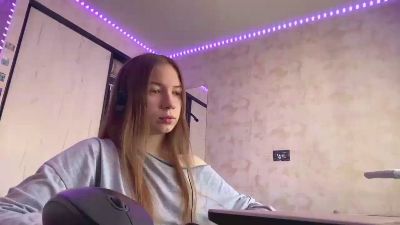 SyreetaAllaire webcam model stream image
