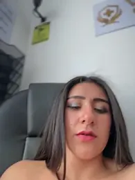CAROLINE__07 webcam model stream image