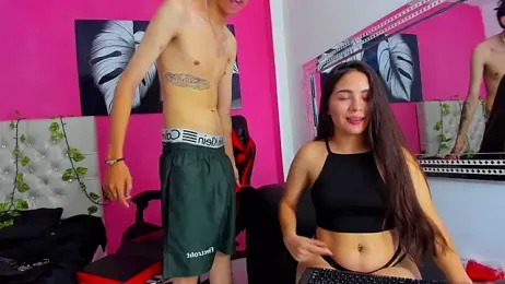 MiaAndTeylor webcam model stream image