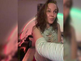 Alisasqrl webcam model stream image