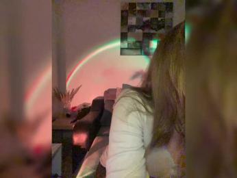 Alisasqrl webcam model stream image