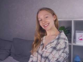 tiensaucer webcam model stream image